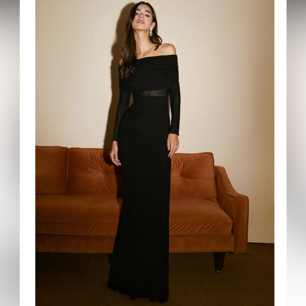 Commense Black Long Sleeve Mess Center Cutout Dress